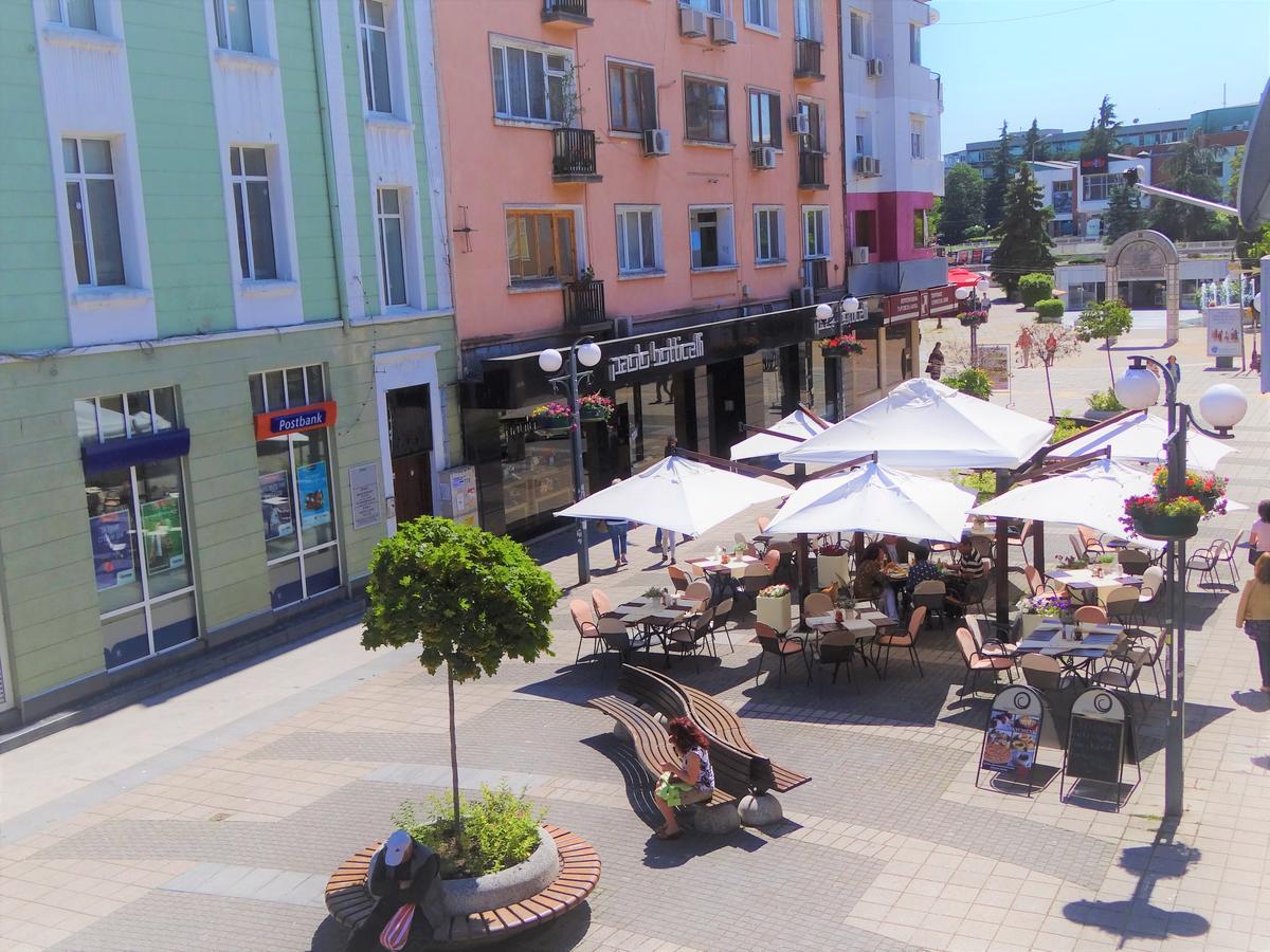 Hostel Compass Burgas by Eksteriør bilde